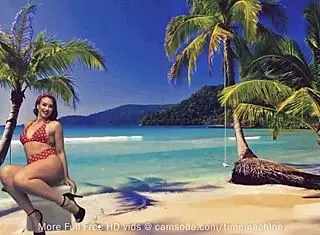 Curvy amateur girl fucks herself with glass dildo on webcam!