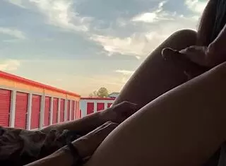 neighbors wife bangs 19yo in uhaul truck publicly