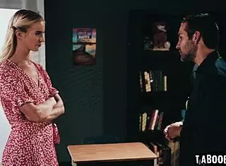 lana sharapova stays behind, i stalk her happily