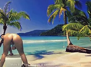 Curvy amateur girl fucks herself with glass dildo on webcam!