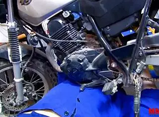 Cute Milf in Leggings Fucked Hard in Garage