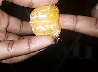 La Clémentine Jaime Au Point De Défoncer Mon Doigt