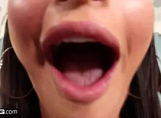 Beautiful Emily Willis Squirts During Anal Surprise Bang