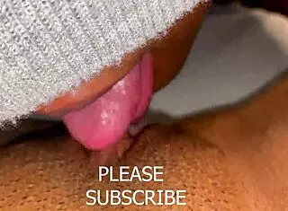 khalessi 69 que rico me lame mi enorme clitoris el novio de mi amiga me corro en su boca