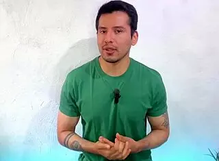 Intriguing penetration of muscular coach by young big cock at gym