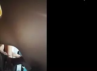 Le chupo el pene a mi primo con emocion