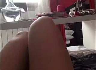 Look at this sexy flashing! So hot!