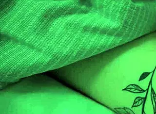 Step Mom Didnt Except Shares Bed At Night But Came Step Son And Fucked Hard Her Till Cum On Face!