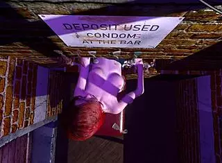 asian girl uses glory hole in 3d hentai