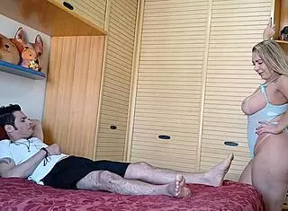 Blonde wakes up early, CRAZY to GIVE her ASS!