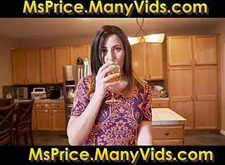 Overnight fun with my friend's hot stepmom, Helena Price. I couldn't resist her blowjob.