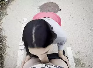 She sucks me for 200 euros, damn! 💦