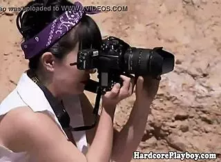 amateur babes flash while washing cars naked