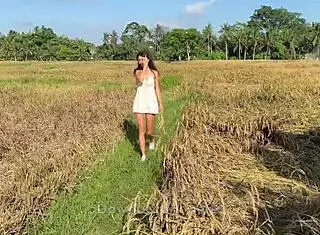 Cute Skinny Rice Picker Girl Fucks New Boss On Ranch Farm With Wet Pussy Missionary Doggystyle Creampie