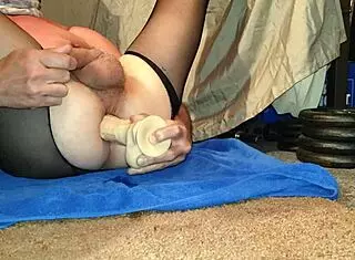 I can't help but cum while fucking my huge dildo