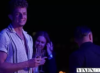 Polly's chance encounter leads to outdoor passion