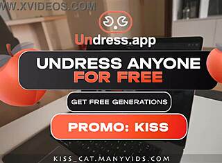 Stemor prøver at holde sig stille mens hun bliver kneppet i delt seng, ups!