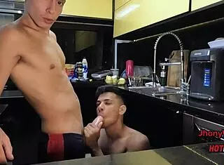 primo hetero stroking and blowing his cousin's big cock