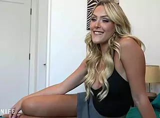 Sharing room with stepmom's blonde sister