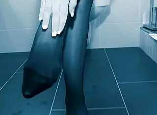 Alisha Sweet Strippt Für Dich Und Lässt Sich Ersatzweise Ficken!