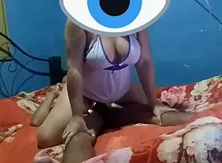 Rica mujer with big cock in homemade sex 😍