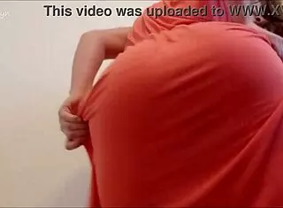 ellie rowyn shakes her ass teasingly