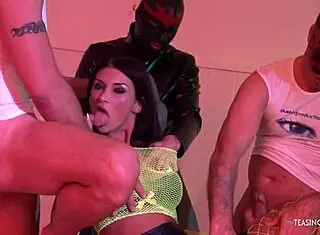 Milf Expertly Handles Four Guys With Hardcore Skill.