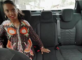 черт, мы взяли эту молодую 18+ кариоку на пляж для дикой возни с парой в кустах… нас поймали! 🌴😱