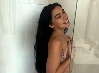 Holy! Spying on Goth Step Sister Delilah Dagger!