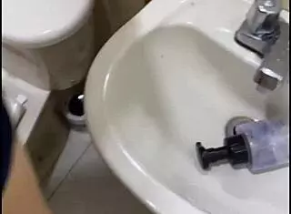 i fuck her quik in the bathrom after meeting at party, deepthroat her bent over