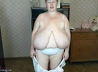 My tits are way bigger than KK cups, wanna see? 😍