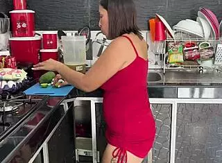 I follow my sister-in-law into the kitchen and cum deep inside her pussy