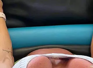 Is this MILF's intense workout turning into hard fucking with her personal trainer, Fabi Drumond?