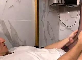 nylon secretary gives killer footjob! 😘