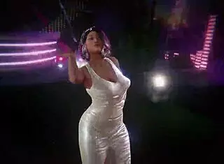 Reagan Lush's Huge Boobs Get Foot Job from Philly Jhon