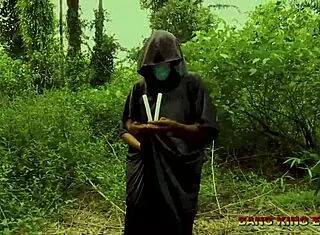 Mature Ebony Babe Fucks Big Cock in Local Bush