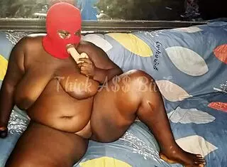 Bbw Enjoys Pleasing Her Muscular Gardener In The Garden Due To His Impressive Size And Nature Vibes