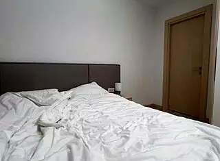 my cuckold husband ends up with cum splashed on his face.