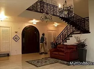 beautiful stepmom sneaks from bedroom to get ass broken by mr pato