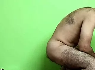 Indian housewife performs oral on black man