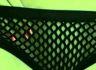 Blonde Kissy Kapri Feels Intense Anal Pleasure