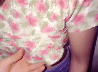 Me Senti Empolgado Fodendo Garota Pequena No Banheiro