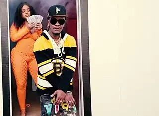 She's Sucking Dick Like a Popsicle! So Nasty!