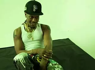 Ona sisa kurac kao sladoled! Tako prljava!