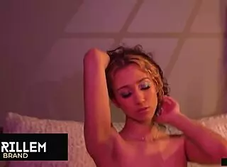 Cici Jaz's sexy solo masturbation is so hot