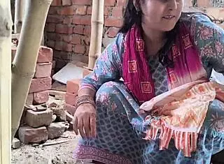 Chubby Women with Lipstick Bang Labor Contractor for Extra Cash.