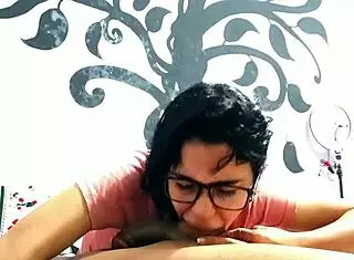 carahoneyy makes me cum three times, swallows it all