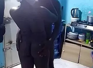 Wet pussy bent over in the kitchen, big tits bouncing during foda pt1 😏🍑