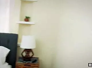 Camgirls Hime Marie, Jericha Jem, Holly Hendrix Star in Wild 4some