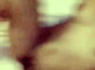 Solo masturbation session in explicit detail